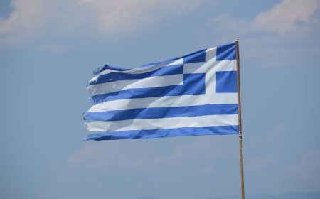 Bendera dan Identitas Nasional: Kisah Simbol Bangsa dari Masa Kuno