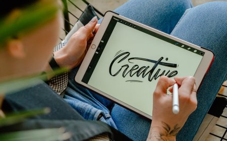 Panduan Mudah Pilih Aplikasi & Tablet Terbaik untuk Lettering Digitalmu