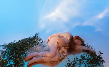 Mitos Ashwagandha dan Rhodiola: Benarkah Ampuh untuk Stres dan Tidur Malam Wanita?