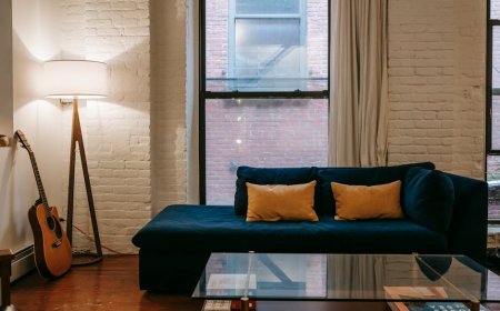 Tips Memilih dan Merawat Gitar Akustik di Apartemen Sempit