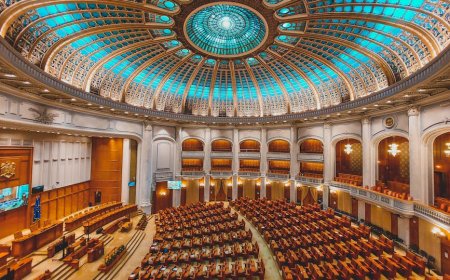 Centang Biru X Bermasalah! EU Jatuhkan Denda €120 Juta Pertama di Bawah DSA