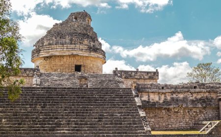 Mengungkap Keajaiban Astronomi Maya Kuno: Kalender, Kosmologi, dan Observatorium Megah