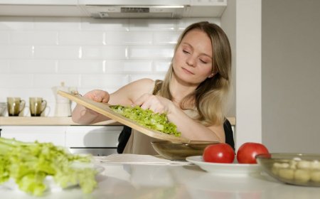 Racik Minuman Herbalmu Sendiri, Dapatkan Energi dan Relaksasi Praktis