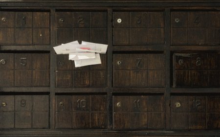 Perjalanan Panjang Pos Dunia Dari Kurir Kuno Hingga Logistik Modern Global