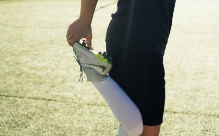 Latihan Keseimbangan Dinamis Cegah Cedera ACL pada Pesepak Bola