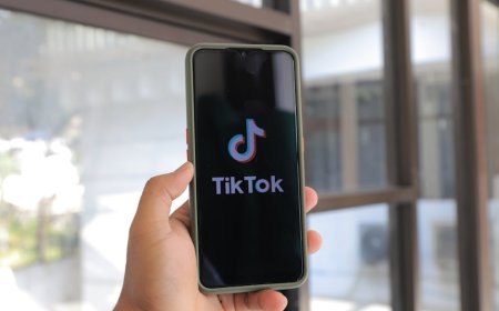 Fitur Shared Feeds TikTok Memudahkan Kolaborasi Konten Bersama