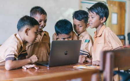 iPad Wajib di Sekolah Picu Masalah Nilai dan Perilaku Siswa