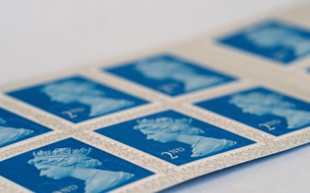 Jejak Prangko Peringatan Indonesia dan ASEAN dalam Diplomasi Budaya