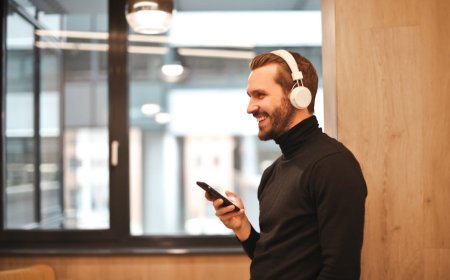 Google Translate Hadirkan Terjemahan Real-Time di Headphone Anda