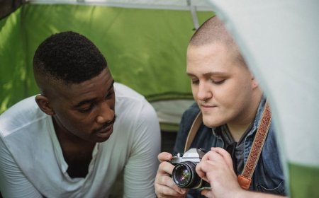 Retro Aplikasi Berbagi Foto Unik untuk Jelajah Kenangan Teman