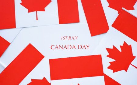 Setiap Tahun Aku Mendapat Kartu Ulang Tahun dari Orang Asing