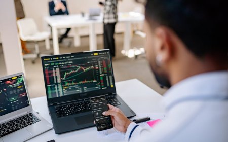 Orang Kini Lebih Lama Online Dibanding Saat Pandemi