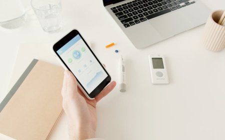 Startup Baru Atasi Kekacauan WhatsApp Dokter di Amerika Latin