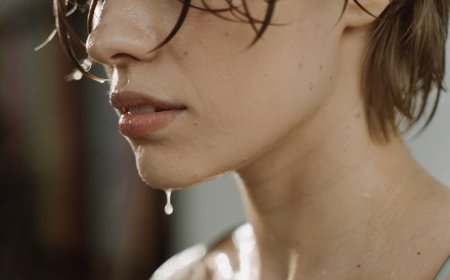 Bongkar Mitos Perawatan Kulit dan Tidur Malam di Musim Panas