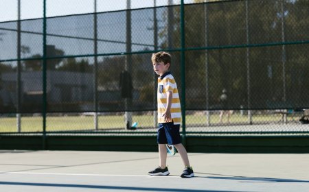 Panduan Seru Olahraga Pickleball Keluarga Aturan dan Tips Latihan