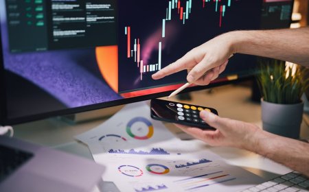 Prediksi Bitcoin 2026 Apakah Benar Akan Tembus Bawah 65 Ribu