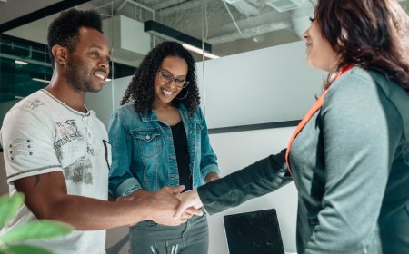 MUFG Jepang Akuisisi 20 Persen Saham Shriram Finance India