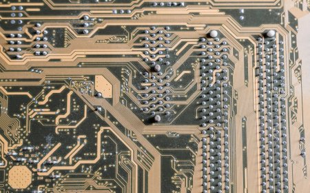 iQOO Neo 10 Raih Smartphone Gaming Terbaik 2025 Berkat Cip Ganda