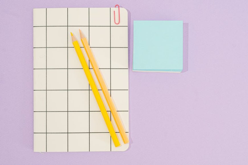 Inspirasi Outfit Berwarna Cerah untuk Produktivitas Kerja Sehari-hari