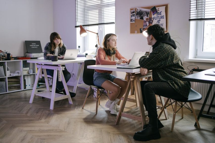 6 Pekerjaan Masa Depan Paling Dicari Gaji Tinggi dan Prospek Cerah