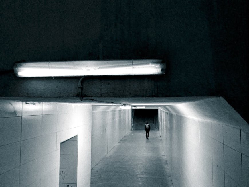 Aku Mendengar Teriakan Itu Lagi Apakah Kau Juga Mendengarnya