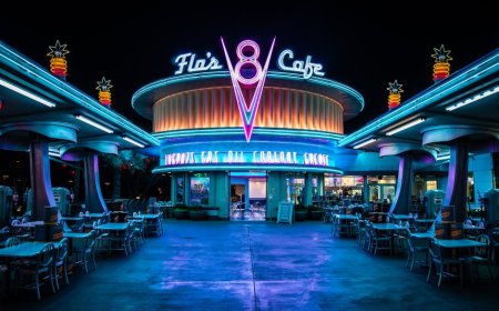 Tesla Buka Diner Futuristik di Los Angeles Ramai Didatangi Fans