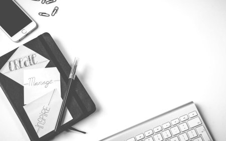 Clicks Communicator Smartphone dengan Keyboard Fisik Kembali ke Era Blackberry