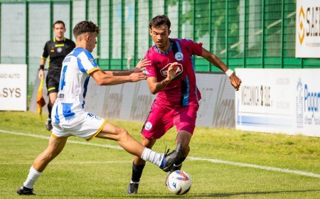 Insiden Tekel Wasit Bali United vs Arema Soroti Keselamatan Ofisial Pertandingan