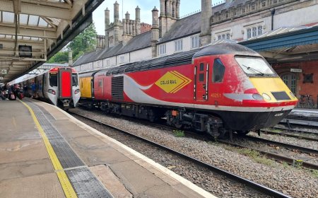 Pemerintah Inggris Desak X Elon Musk Tangani Deepfake Grok AI Mengerikan