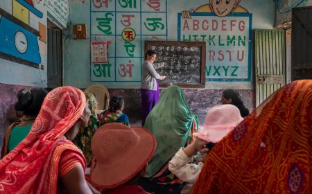 Masa Depan 2050 Guru AI dan Siberkoneksi Mengubah Wajah Dunia