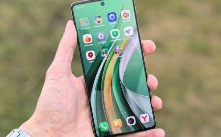 Inovasi Smartphone Lipat Tiga Tecno Phantom Ultimate G Fold Terbaru