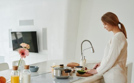 Membedah Fakta Mitos Gizi Ibu Hamil dan Pentingnya Tidur Malam