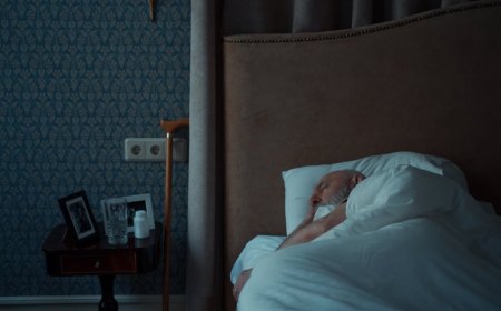 Bongkar Mitos Latihan Beban dan Tidur Malam untuk Otak Lansia Sehat