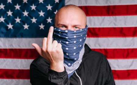 Fakta AI Grok dan Bahaya Foto Undressing yang Harus Kamu Tahu