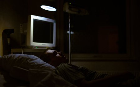 Benarkah Gejala Covid-19 Bisa Bertahan Lebih dari 6 Minggu saat Tidur Malam