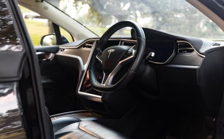Tesla Hapus Pembelian FSD Sekali Bayar Kini Hanya Langganan