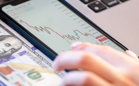 Dampak Pelemahan Dollar Setelah Fed Diterpa Subpoena Terhadap Investasi