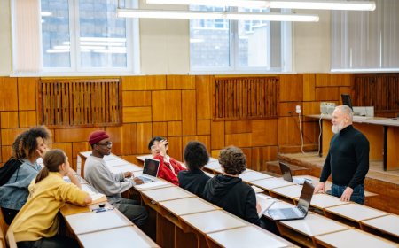 Mengenal Grok AI dari Sudut Pandang Siswa, Orang Tua, dan Guru