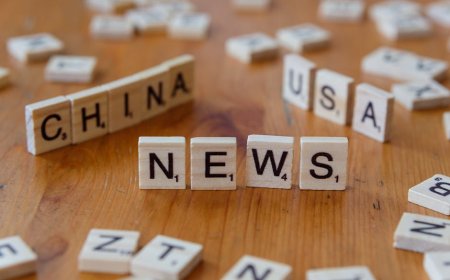 Perdagangan Chip AI, Kebangkrutan Saks, dan Rencana Kesehatan Trump Terkini