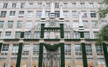 Saham Amazon di Saks Terkapar Usai Pengajuan Bangkrut