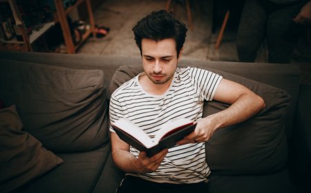 Tren Disgustingly Educated di Media Sosial Bikin Cerdas atau Sekadar Gaya