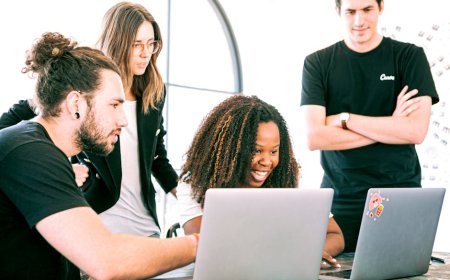 Humans& Startup AI yang Mendukung Pekerja Bukan Menggantikan