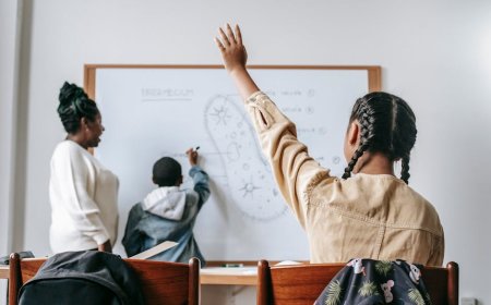 Tips Guru Banggai Menguasai Pembelajaran Berbasis Kecerdasan Buatan