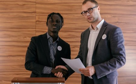 Catatan Politik Bamsoet Buka Peluang Investasi dan Lapangan Kerja