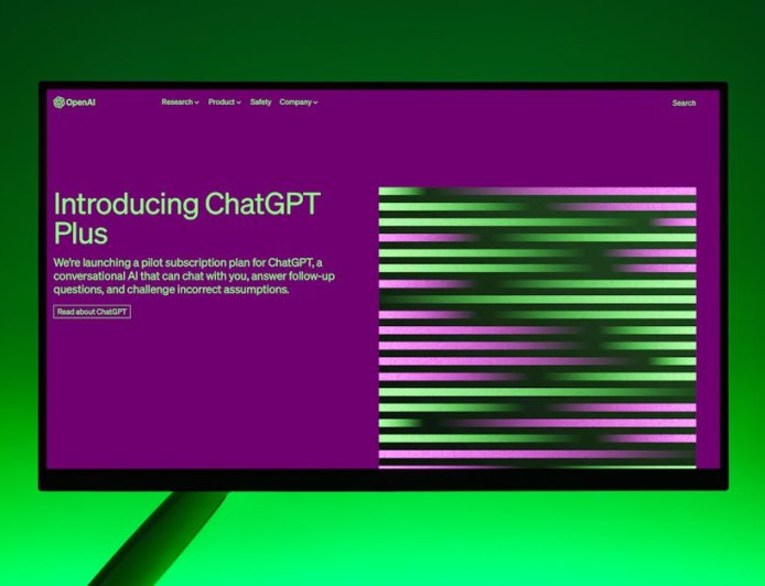 ChatGPT Hadirkan Iklan Akankah Mengubah OpenAI dan Claude AI