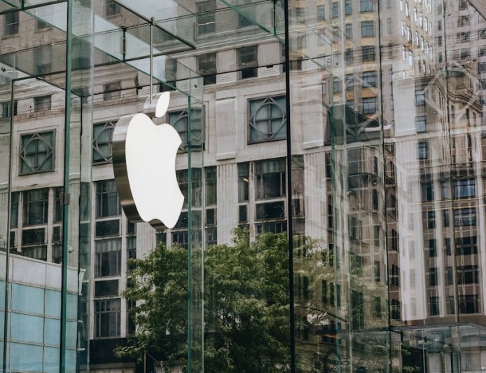 SpaceX Siapkan IPO Raksasa Gandeng Bank Ternama Wall Street