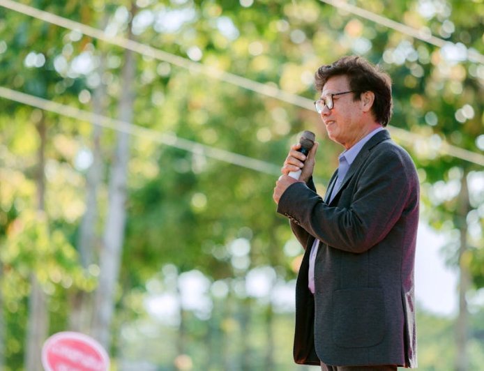 Bagaimana Strategi Picking Winners Peter Kyle Mendorong Ekonomi Inggris