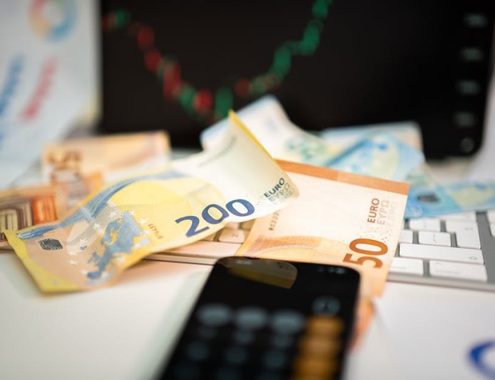 Dampak Pemangkasan Tarif India EU pada Investasi dan Produk Keuangan