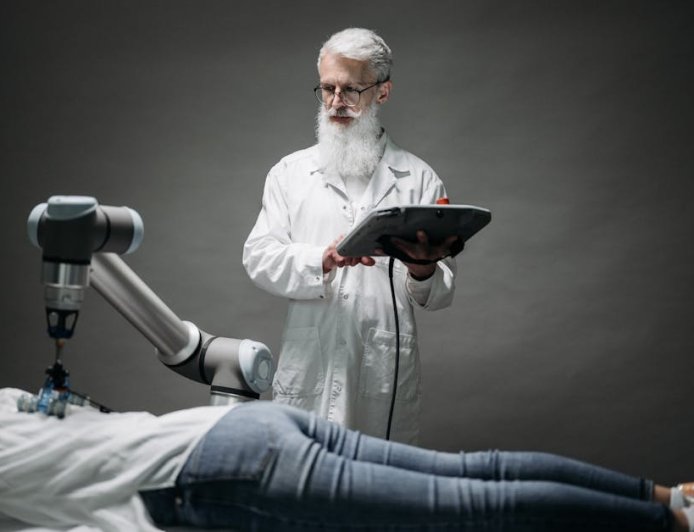 Fakta AI di Dunia Kesehatan Indonesia Jangan Percaya Mitos Sembarangan