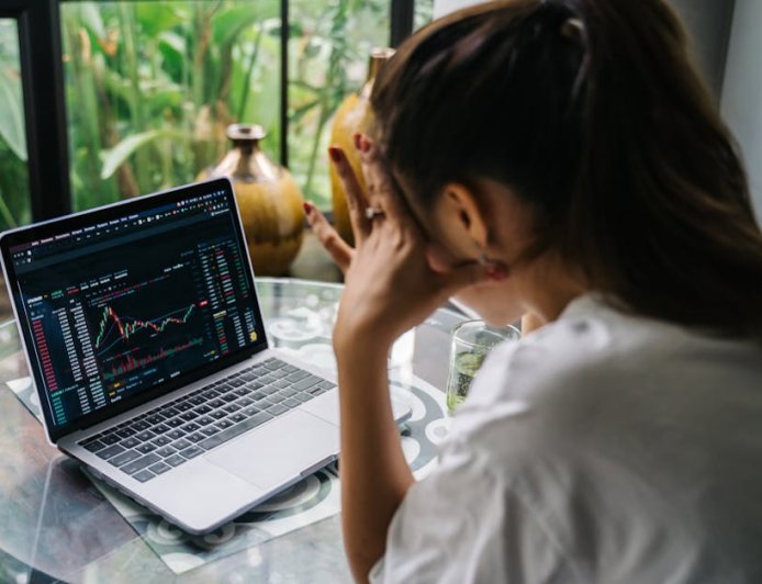 Keyakinan Konsumen AS Anjlok Bagaimana Dampaknya ke Investasi Saham